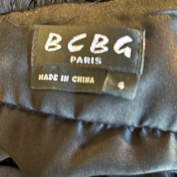 BCBG silk (like chiffon) dress - Picture 4 of 5